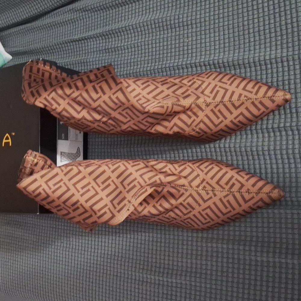 Monogram boot - Picture 4 of 7